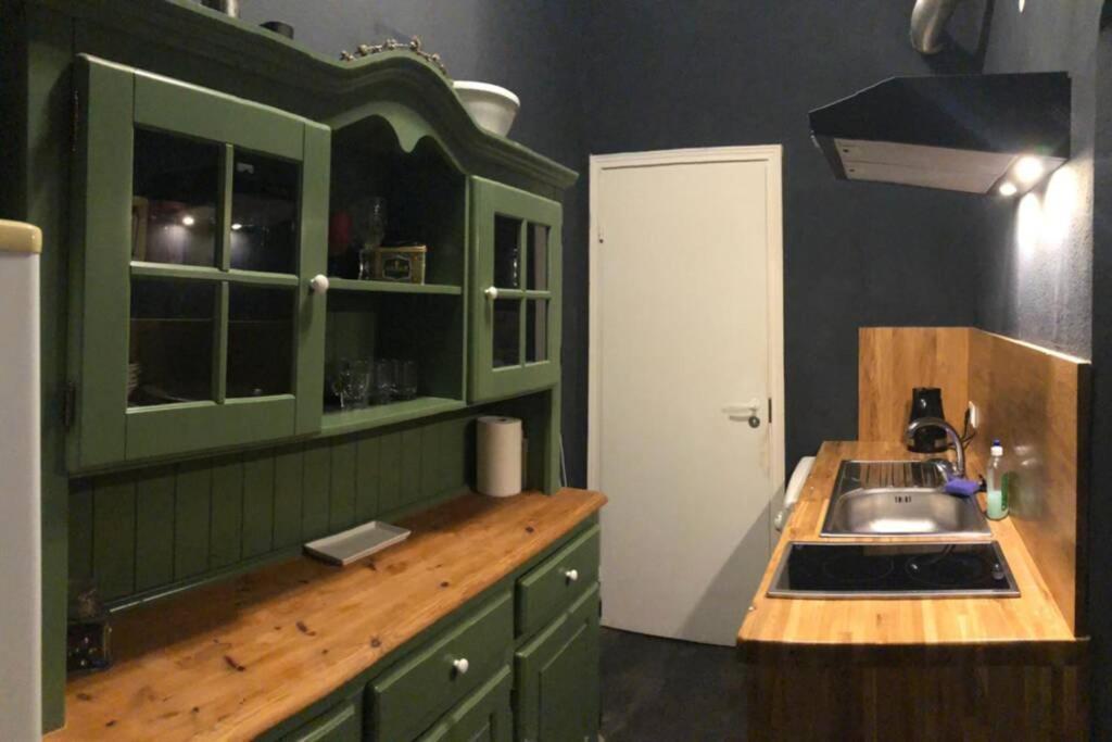 2 Room Apartment In The Heart Of Old Riga Ngoại thất bức ảnh